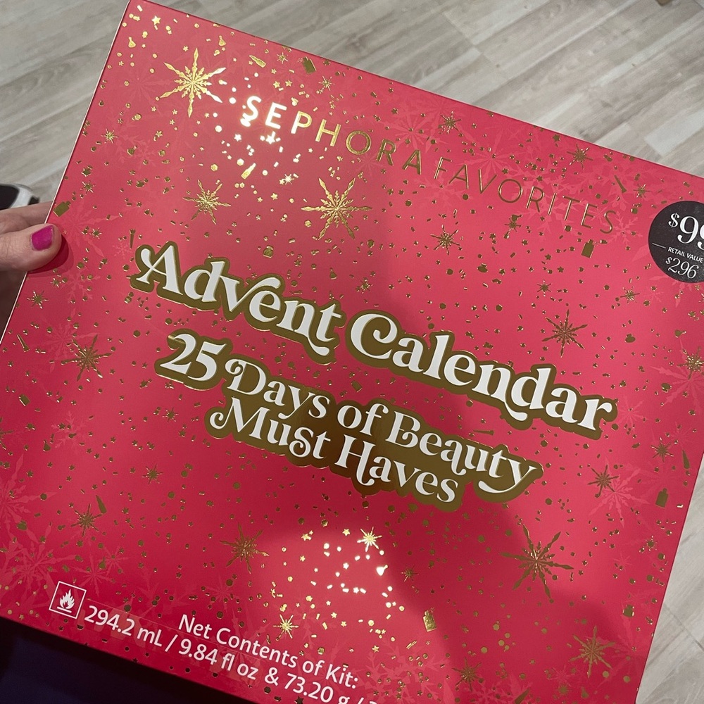 Sephora Favorites Red and Gold Advent Calendar